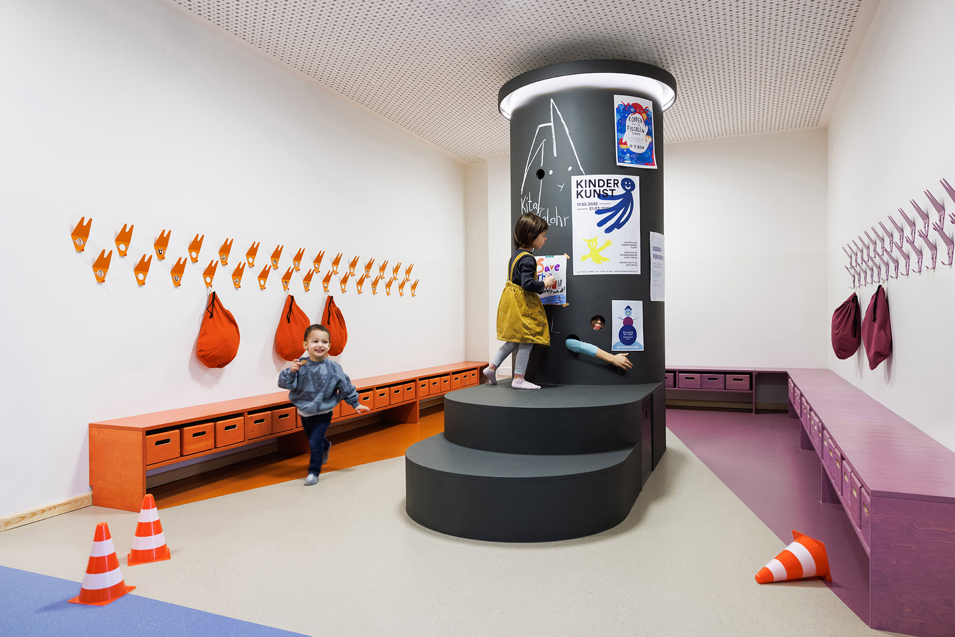 baukind | Kita Löffelohr Berlin – Garderobe