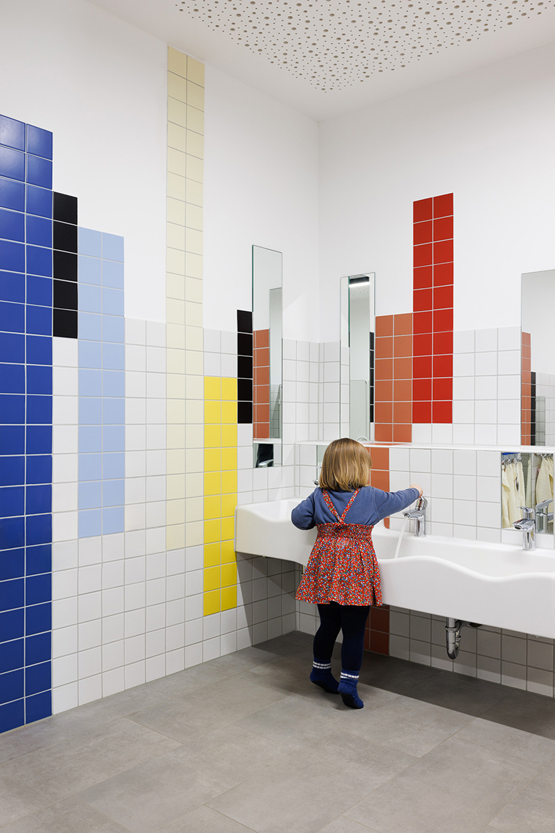 baukind | Kita Friedrichshagen – Kinderbadezimmer baukind | Daycare Centre Friedrichshagen Berlin – Children's bathroom